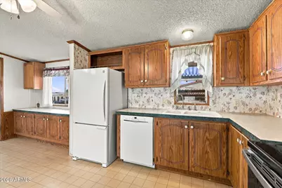2582 W Smoketree Street, Apache Junction, AZ 85120 - Photo 11