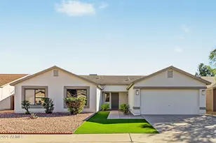 3061 W Country Club Terrace, Phoenix, AZ 85027 - Photo 1