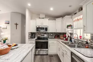 1363 N Plaza Dr, Apache Junction, AZ 85120 - Photo 13