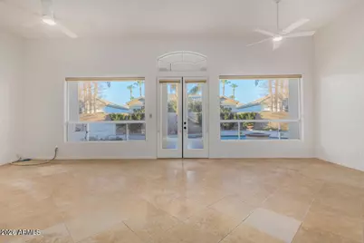 8938 E Captain Dreyfus Avenue, Scottsdale, AZ 85260 - Photo 11