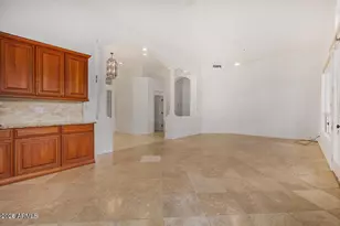 8938 E Captain Dreyfus Ave, Scottsdale, AZ 85260 - Photo 9