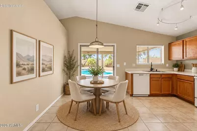16758 N 158th Avenue, Surprise, AZ 85374 - Photo 9
