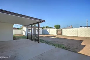 1812 N 32nd Pl, Phoenix, AZ 85008 - Photo 19
