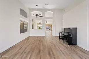 1021 E Linda Ln, Gilbert, AZ 85234 - Photo 11