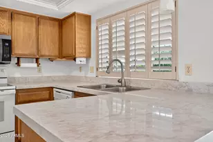 2002 W Summit Pl, Chandler, AZ 85224 - Photo 11