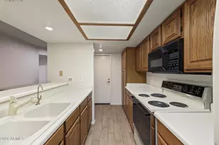 1021 S Greenfield Rd, Mesa, AZ 85206 - Photo 15