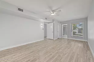 10506 W Highwood Ln, Sun City, AZ 85373 - Photo 21