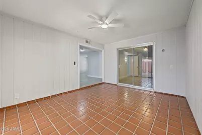 10506 W Highwood Lane, Sun City, AZ 85373 - Photo 11