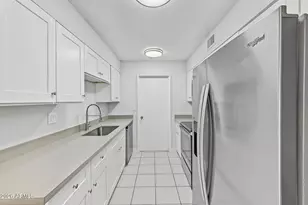 10506 W Highwood Ln, Sun City, AZ 85373 - Photo 15