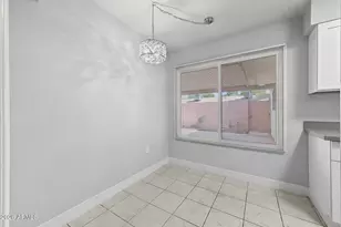 10506 W Highwood Ln, Sun City, AZ 85373 - Photo 13