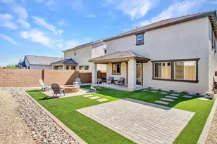 14226 W Cottontail Ln, Surprise, AZ 85387 - Photo 35