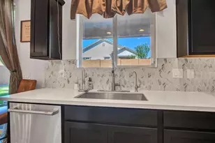 14226 W Cottontail Ln, Surprise, AZ 85387 - Photo 19