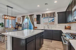 14226 W Cottontail Ln, Surprise, AZ 85387 - Photo 15