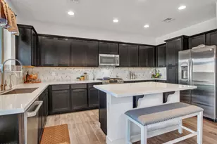 14226 W Cottontail Ln, Surprise, AZ 85387 - Photo 11