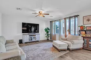 14226 W Cottontail Ln, Surprise, AZ 85387 - Photo 23