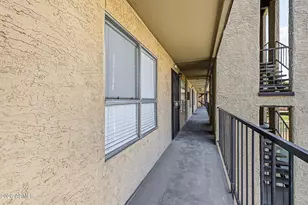 461 W Holmes Ave, Mesa, AZ 85210 - Photo 1