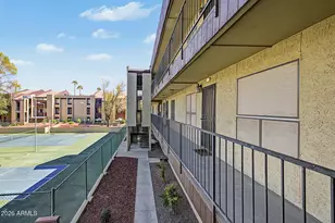 461 W Holmes Ave, Mesa, AZ 85210 - Photo 29