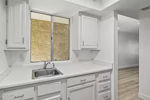 461 W Holmes Ave, Mesa, AZ 85210 - Photo 11