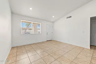 727 S Hartford St, Chandler, AZ 85225 - Photo 5