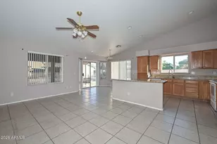 10908 W Marco Polo Rd, Sun City, AZ 85373 - Photo 11