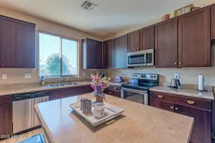 4715 W Gelding Dr, Glendale, AZ 85306 - Photo 11