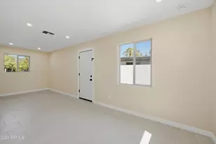 1325 E Avalon Dr, Phoenix, AZ 85014 - Photo 13