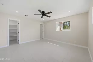 1325 E Avalon Dr, Phoenix, AZ 85014 - Photo 17