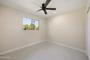 1325 E Avalon Dr, Phoenix, AZ 85014 - Photo 23