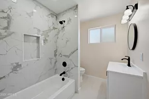 1325 E Avalon Dr, Phoenix, AZ 85014 - Photo 21