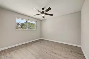 4750 N 39th Dr, Phoenix, AZ 85019 - Photo 25
