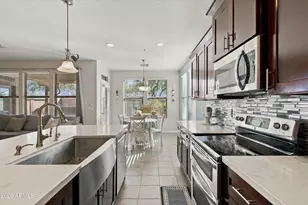 13675 W Tyler Trail, Peoria, AZ 85383 - Photo 9