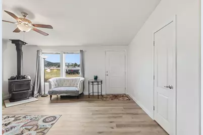 8595 E Mercury Drive, Flagstaff, AZ 86004 - Photo 5