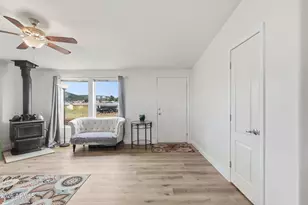 8595 E Mercury Dr, Flagstaff, AZ 86004 - Photo 5