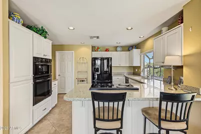 10829 E Silvertree Drive, Sun Lakes, AZ 85248 - Photo 15
