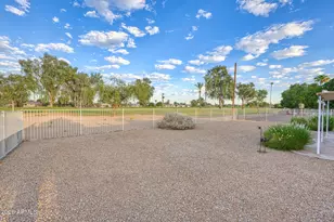11801 N Hacienda Dr, Sun City, AZ 85351 - Photo 31