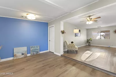 11801 N Hacienda Drive, Sun City, AZ 85351 - Photo 9