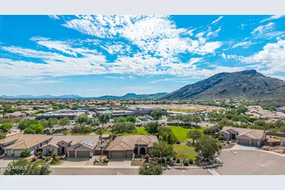 5637 W Straight Arrow Lane, Phoenix, AZ 85083 - Photo 47