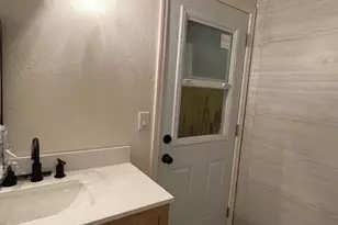 435 E Larkspur Ln, Tempe, AZ 85288 - Photo 21