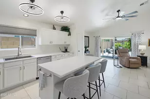 3007 W Zachary Dr, Phoenix, AZ 85027 - Photo 9