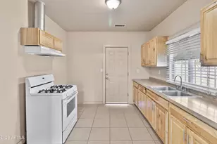 1237 E Pierce St, Phoenix, AZ 85006 - Photo 9