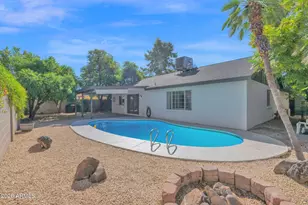 2702 E Corrine Dr, Phoenix, AZ 85032 - Photo 33