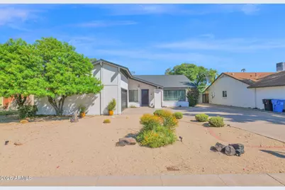 2702 E Corrine Drive, Phoenix, AZ 85032 - Photo 1