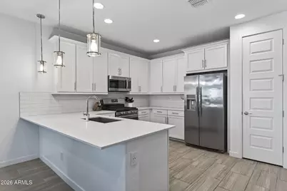 8918 W Rancho Drive, Glendale, AZ 85305 - Photo 7