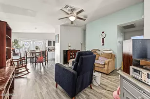 726 E Mahoney Cir, Buckeye, AZ 85326 - Photo 9