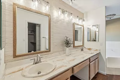 210 W Canterbury Lane, Phoenix, AZ 85023 - Photo 19