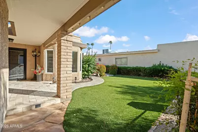 210 W Canterbury Lane, Phoenix, AZ 85023 - Photo 3
