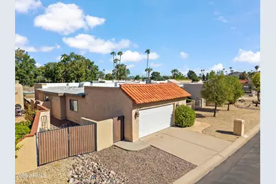 210 W Canterbury Lane, Phoenix, AZ 85023 - Photo 23