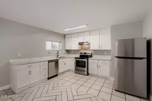 4840 W Mulberry Dr, Phoenix, AZ 85031 - Photo 9