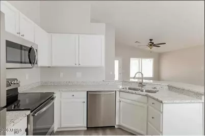 20316 N 81st Drive, Peoria, AZ 85382 - Photo 7