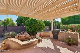 16173 W Red Rock Dr, Surprise, AZ 85374 - Photo 11